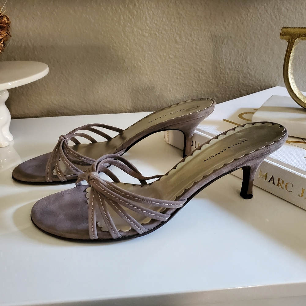 Banana Republic Mira Slides
